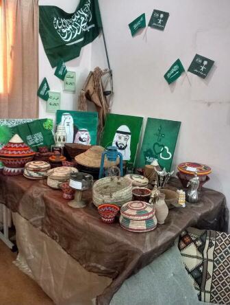 نادي الحي بالمتوسطة السابعة بنجران يطلق بازار الأسر المنتجة
