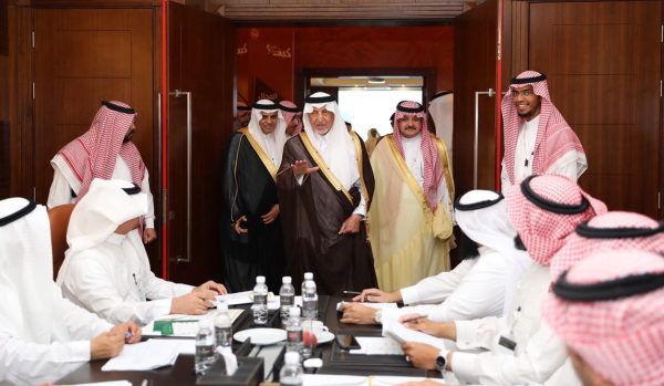 “الأمير خالد الفيصل ” يدشن ورشة صناعة المبادرات التكاملية لملتقى مكة الثقافي