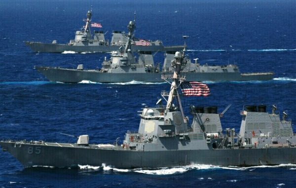 البحرية الأمريكية توقف البحث عن ثلاثة من أفرادها فقدوا في تحطم طائرة ببحر الفلبيين