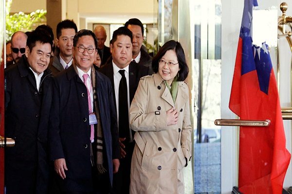 “رئيسة تايوان” تبدي استعداد بلادها للقتال لمواجهة “الجيش الصيني”