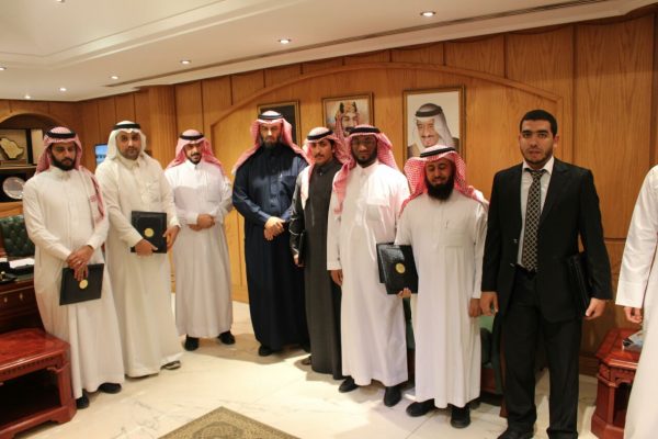 تكريم المتأهلين والحاصلين على جوائز التميز بتعليم الرياض