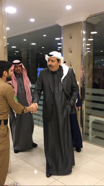 ” أمير الباحة ” يقوم بزيارات مفاجئة لعدد من القطاعات الأمنية بالمنطقة