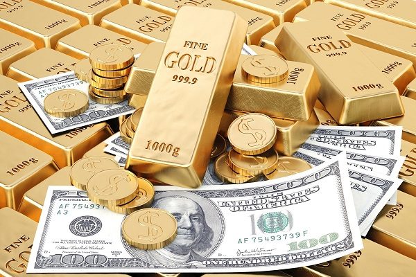 “الدولار” يتعافى و”الذهب” يتراجع