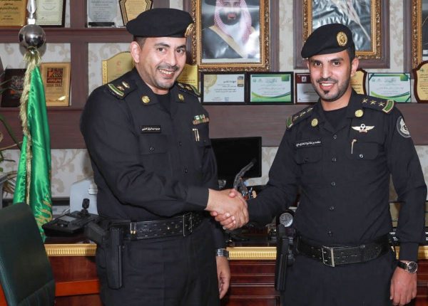مدير إدارة  دوريات الأمن بالطائف يقلد “الخديدي” رتبته الجديدة