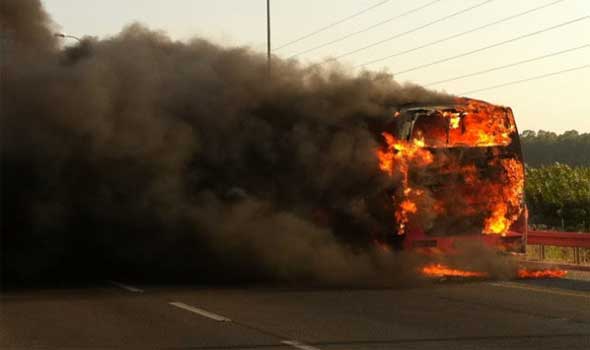 مصرع “51” شخصاً في حريق حافلة بكازاخستان