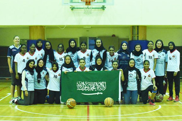 فريق كرة سلة نسائي يشارك في بطولة الأندية العربية للسيدات