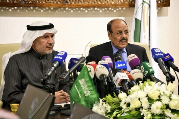 نائب الرئيس اليمني يثني على جهود مركز الملك سلمان للإغاثة