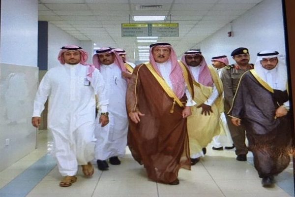 “أمير جازان” يشيد بمستشفى أبو عريش العام