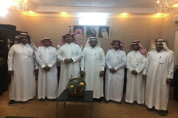 “العقدي” يعقد اجتماعاً مع رئيس وأعضاء المجلس البلدي بقوز الجعافرة