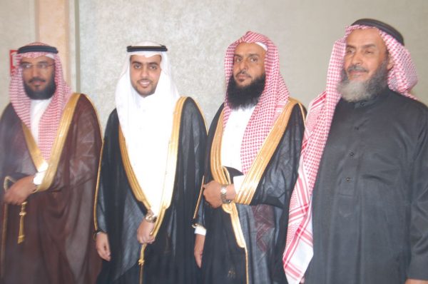 الدكتور جازع والشيخ عايض يحتفلان بزواج ابنهم”عبدالعزيز”