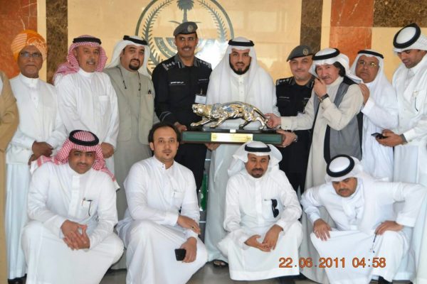 “الشريف محمد الراجحي” يقود 25 شخصية مجتمعية  لمركز العمليات الأمنية الموحدة بمنطقة مكة المكرمة