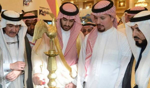 “الأمير عبدالعزيز بن فيصل” يدشن  معرض جدة الدولي للسياحة والسفر نسخة 8