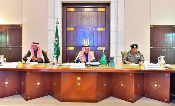 “أمير الرياض” يرأس لجنة الدفاع المدني الرئيسية بمنطقة الرياض
