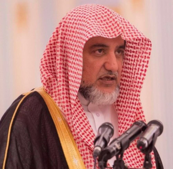 وزير الشؤون الإسلامية يحاضر عن “الإعتدال والشباب في الوقت الراهن”