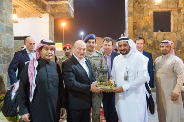 “قرية الباحة التراثية” تشهد زيارة رئيس هيئة الأركان البريطاني وعدد من الوفود