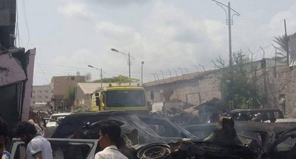 مقتل وإصابة 38 شخصا في هجوم انتحاري في عدن