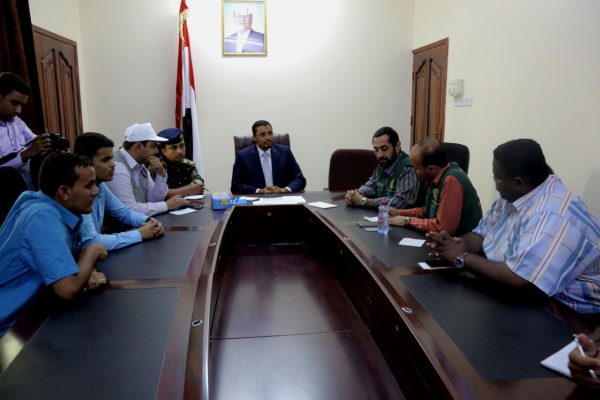 وكيل أول محافظة الحديدة يناقش مع مركز الملك سلمان تنفيذ مشروع التمور في المديريات المحررة