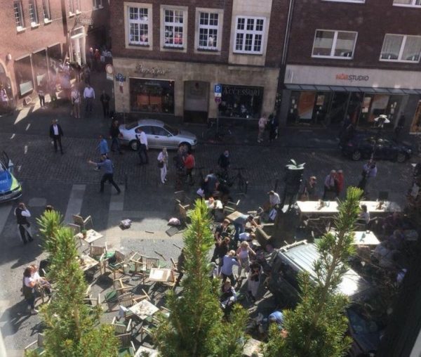 3 قتلى و30 جريحاً إثر عملية دهس في مدينة “مونستر” بألمانيا