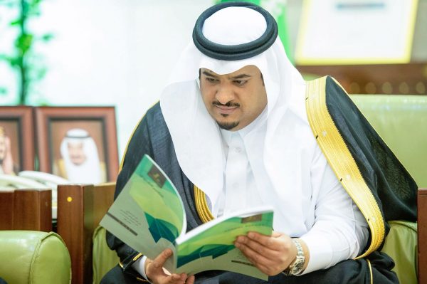 نائب أمير منطقة الرياض يستقبل أعضاء مجلس إدارة شركة الرياض للتعمير