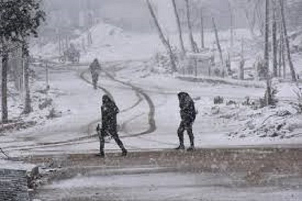 مقتل “4” وإصابة “5” آخرين جراء عاصفة ثلجية في جبال الألب