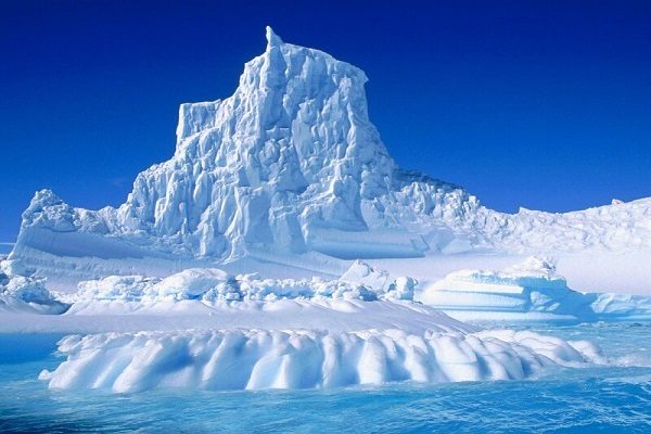 تشييد منصة “القطب الشمالي” المقاومة للجليد في سان بطرسبورغ 2019