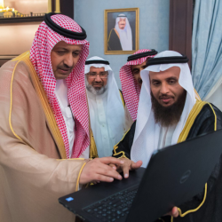 الأمير حسام بن سعود يستقبل مجلس شباب المنطقة ويدعمه مالياً