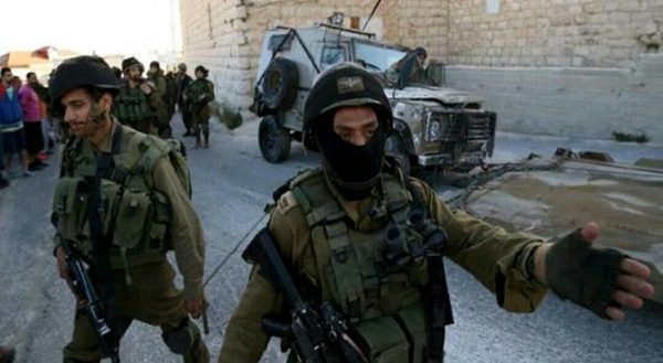  قوات الاحتلال تعتقل طفلا فلسطينيًا من قرية الجديرة بالقدس