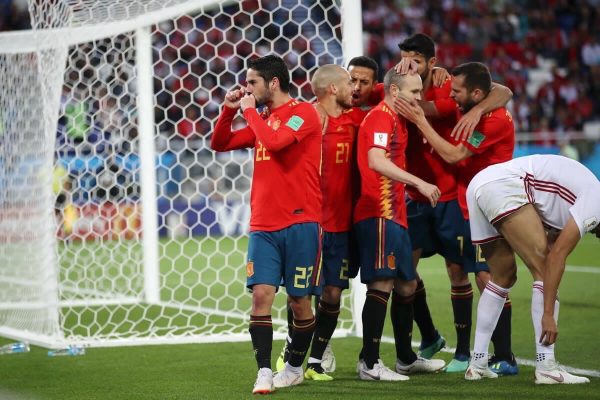 أسبانيا بهدف قاتل.. تعادل المغرب وتتأهل!