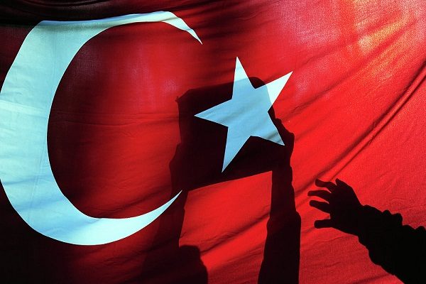 تركيا : سنواصل شراء الغاز الطبيعي من إيران