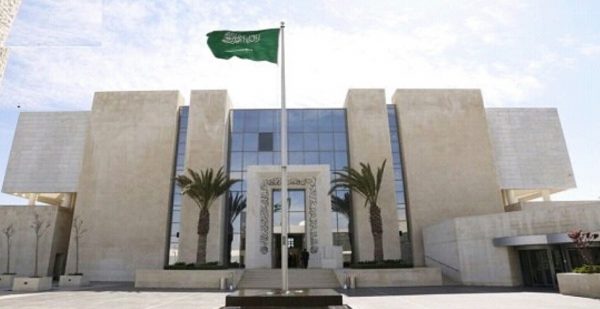 سفارة المملكة في الأردن توضح حقيقة الفيديو المتداول حول مخالفة السيارات السعودية