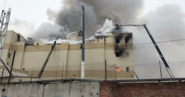 اندلاع حريق بمركز التسوق التجاري جرينويتش بمدينة يكاترينبرج الروسية