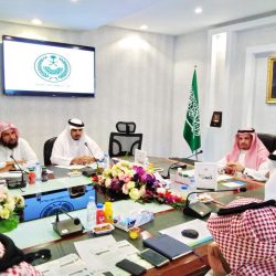 أمير الرياض بالنيابة يستقبل رئيس مجلس إدارة جمعية أسر التوحد الخيرية وعدد  من منسوبي الجمعية ومستفيديها