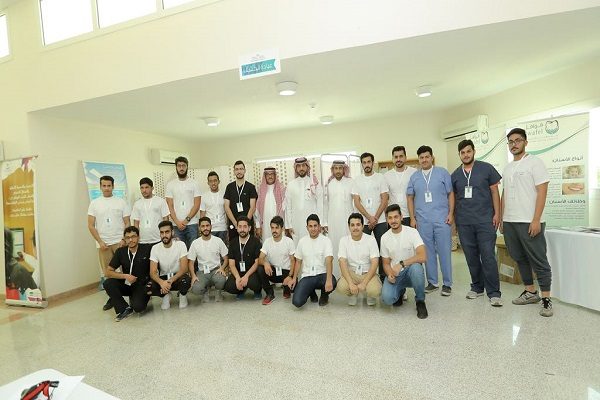 قوافل طب الأسنان بجامعة القصيم تُنفذ حملتها الـ”21″ بمركز الفوارة