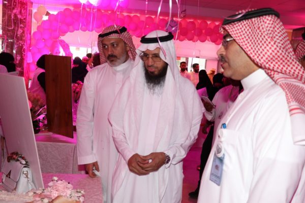مستشفى الملك فهد بالمدينة يُدشن فعاليات التوعية بسرطان الثدي 2018