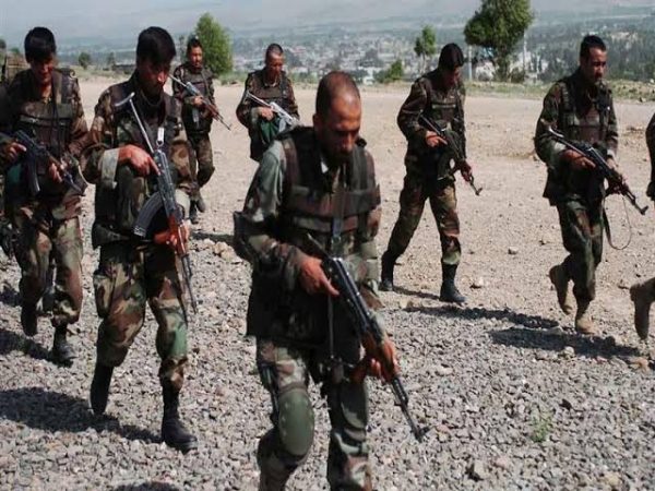 مقتل وإصابة ٣٢ مسلحاً في اشتباكات بين الجيش الأفغاني ومسلحي طالبان