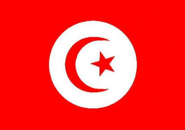 تمديد حالة الطوارئ في تونس