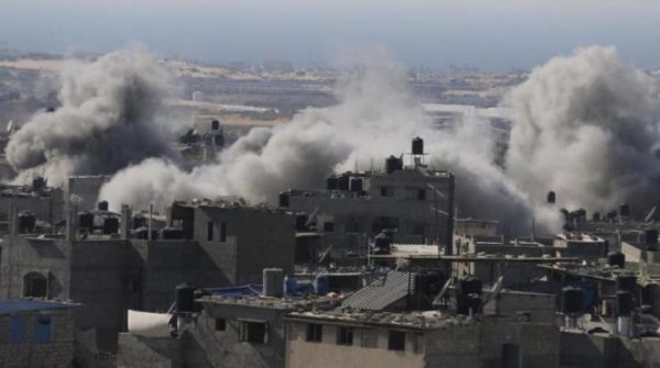 إسرائيل تستهدف موقعاً لحماس جنوب غزة