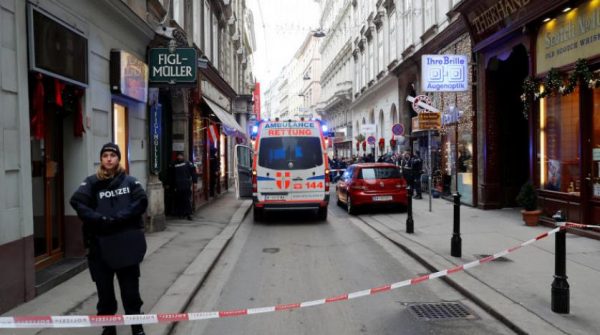 مقتل شخص وإصابة آخر بإطلاق نار في فيينا