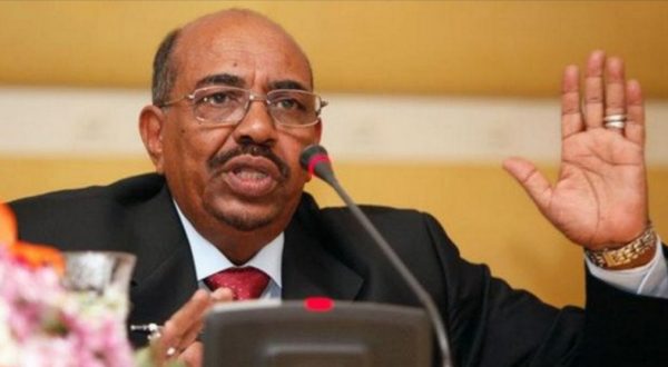 الرئيس السوداني : لن نسمح لأي مخرب بالمساس بمكتسبات الشعب