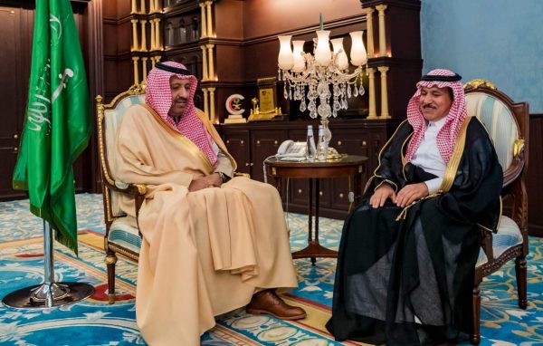 أمير منطقة الباحة يستقبل مدير عام فرع وزارة البيئة والمياه والزراعة السابق