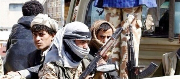 الميليشيا الحوثية تحتجز سبعين شاحنة محملة بمواد الإغاثة تابعة لبرنامج الغذاء العالمي