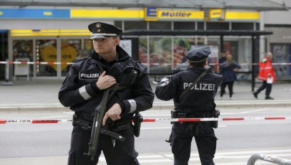 اعتقال 3 أشخاص للاشتباه في تخطيطهم لهجوم بألمانيا