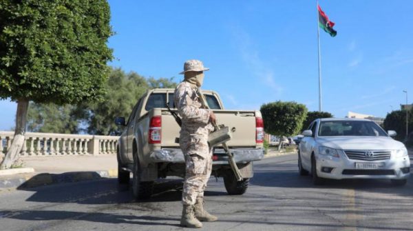 مقتل 5 أشخاص في اشتباكات بالعاصمة الليبية
