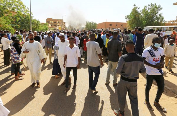 المعلمون والصيادلة في السودان يدخلون إضراب شامل بداية من اليوم