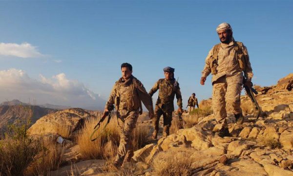 قوات الجيش اليمني يحرر سلسلة من الجبال بصعدة ويأسر 6 من عناصر المليشيات