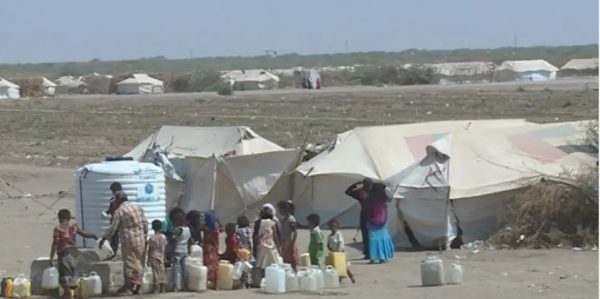اليمن.. الشرعية تفتح ممرات إنسانية في الحديدة