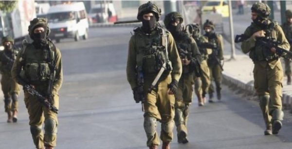 إسرائيل تعتقل محافظ القدس و23 فلسطينياً