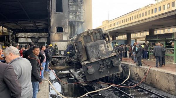 25 قتيلاً و50 مصاباً في حريق بمحطة القطارات الرئيسية بالقاهرة