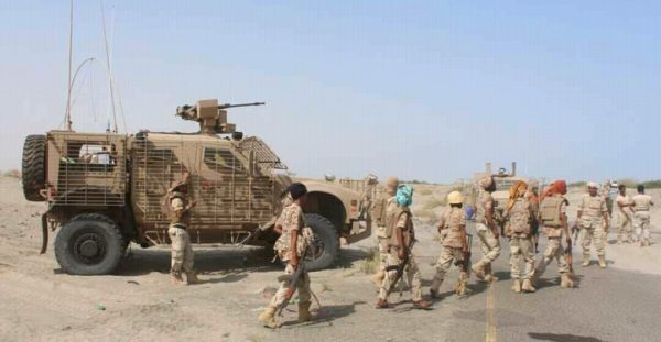 الجيش اليمني يسيطر على مواقع بغربي حرض