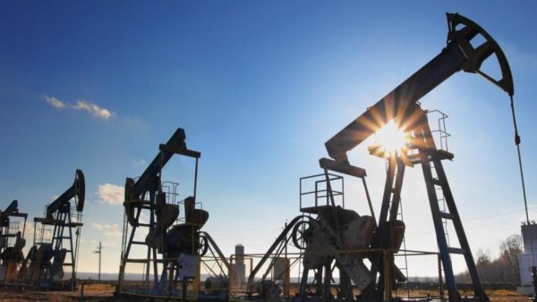 مصر تعمل على وضع اللمسات الأخيرة لاتفاقيات مشاركة إنتاج النفط